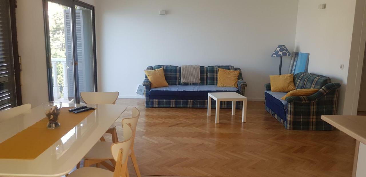 Premium Apartments Joy Примоштен Екстер'єр фото